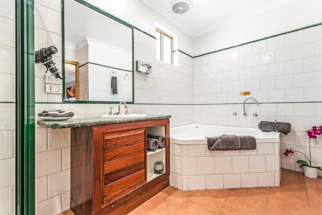 Georgian Motor Lodge Echuca Bagian luar foto