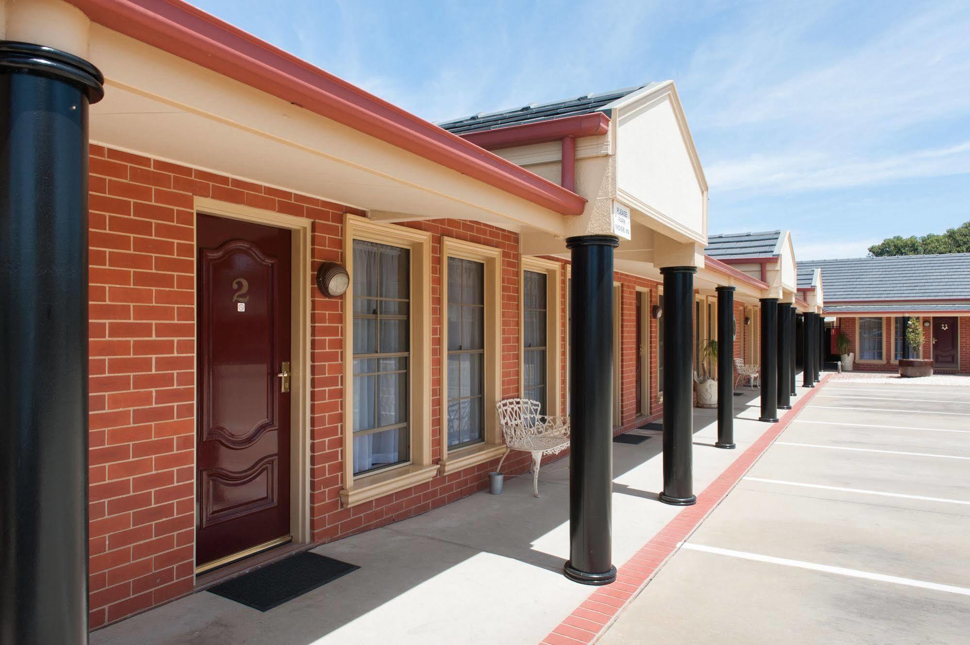 Georgian Motor Lodge Echuca Bagian luar foto